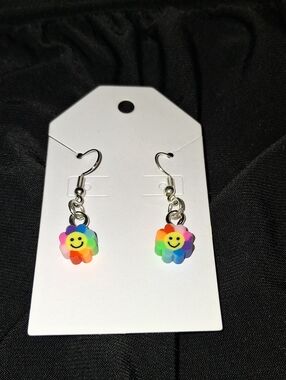 Rainbow Smiley Flower Dangle Earrings - Multicolor